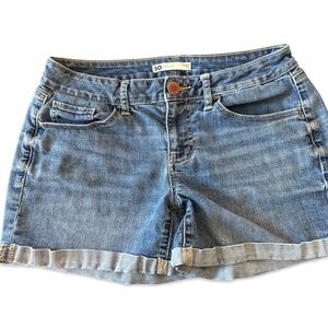 SO GOODS FOR LIFE  brand denim shorts. SZ 7/28
